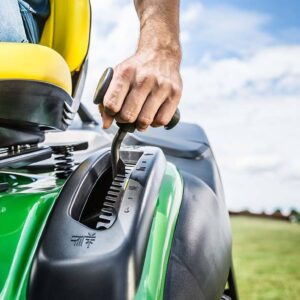 TONDEUSE AUTOPORTÉE JOHN DEERE X167R – Image 3