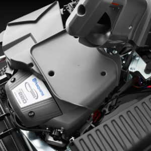 Tondeuse autoportée Husqvarna RC 320Ts AWD avec sac de ramassage 300L Sans plateau – Image 12