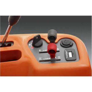 Tondeuse autoportée Husqvarna RC 318T avec sac de ramassage 300L Sans plateau – Image 4